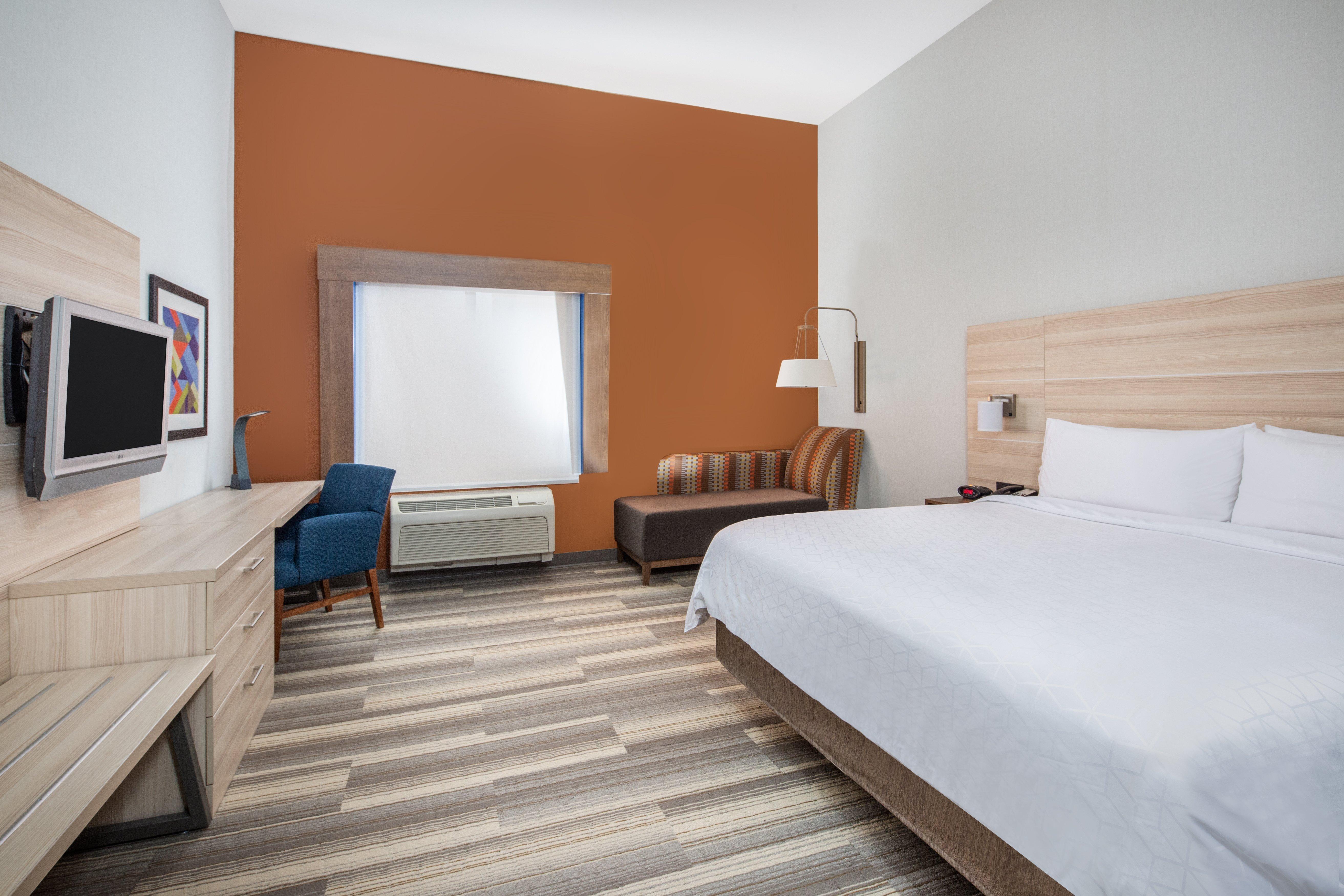Holiday Inn Express Ontario By Ihg Creekside Bagian luar foto