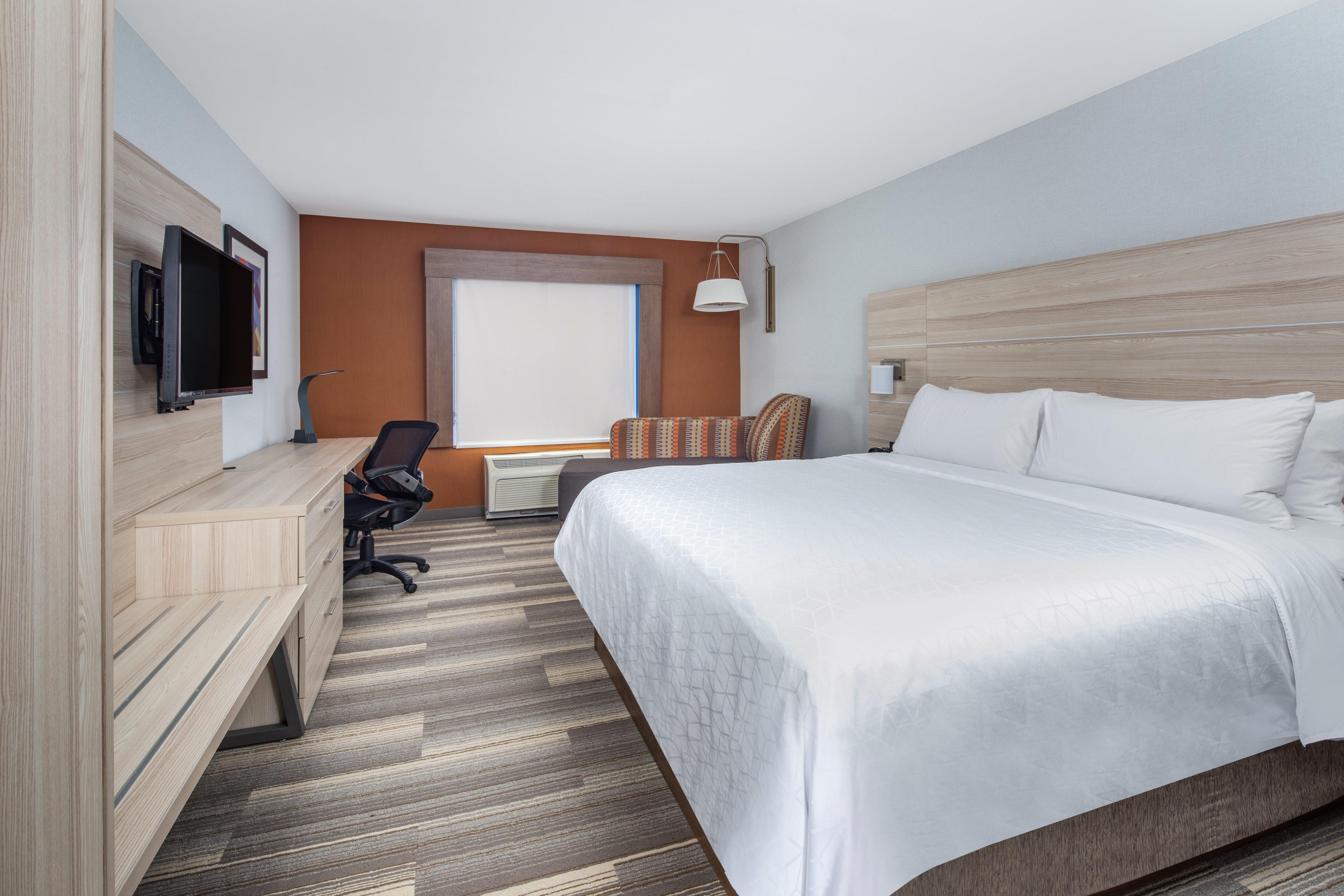 Holiday Inn Express Ontario By Ihg Creekside Bagian luar foto