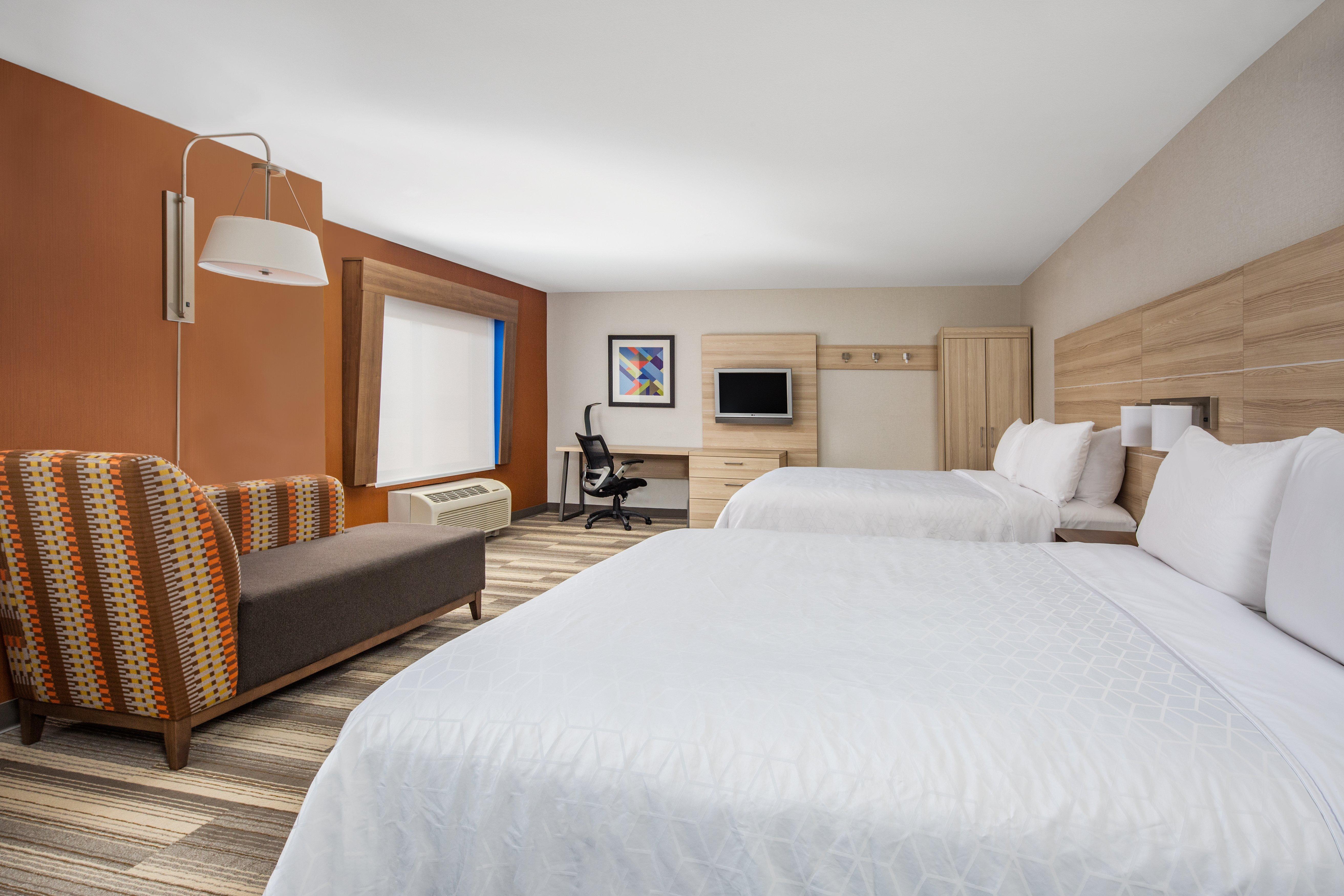 Holiday Inn Express Ontario By Ihg Creekside Bagian luar foto