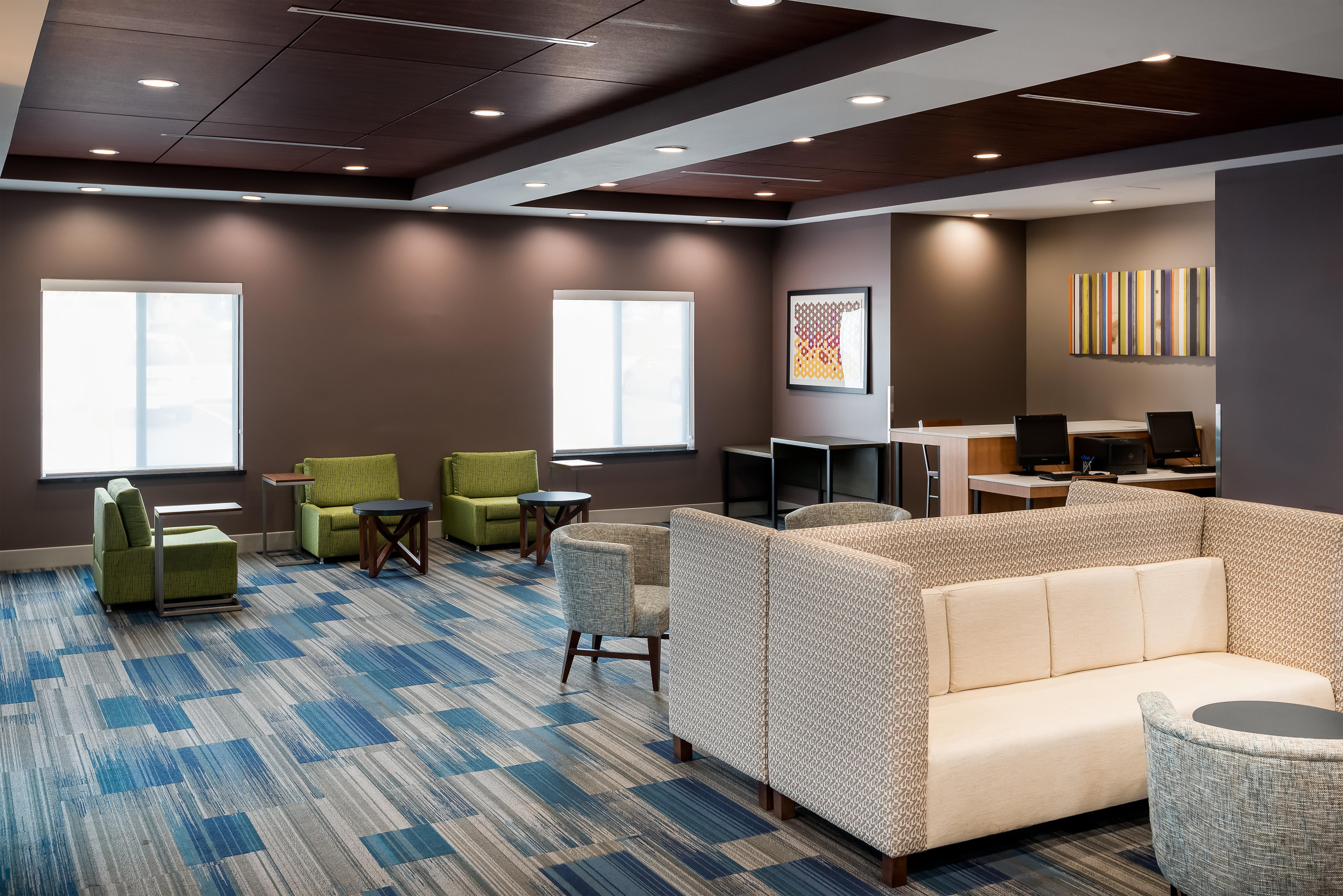 Holiday Inn Express Ontario By Ihg Creekside Bagian luar foto