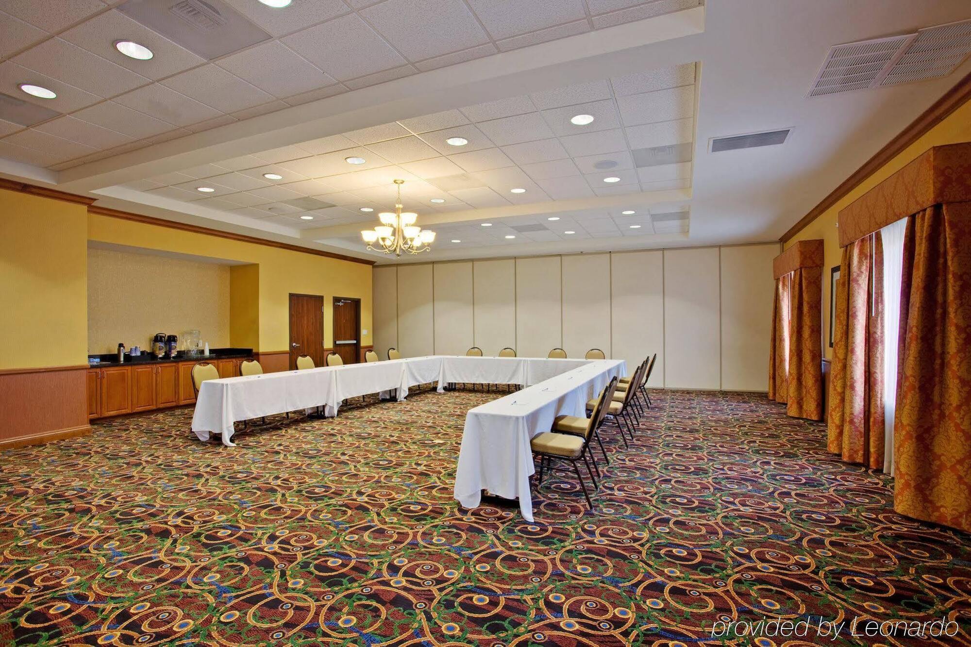 Holiday Inn Express Ontario By Ihg Creekside Bagian luar foto